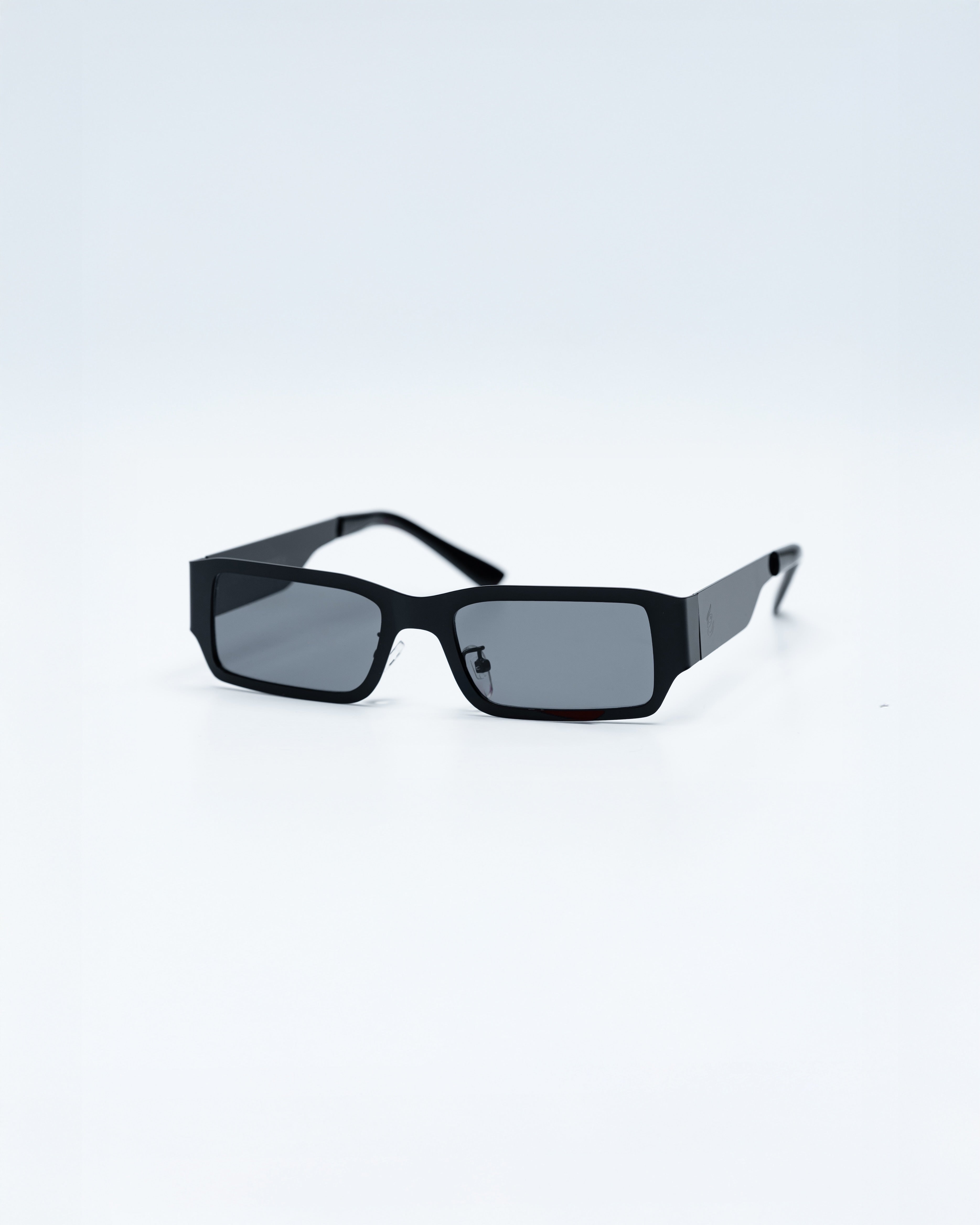 Azra | Silver & Black